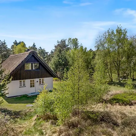 Ferienhaus Einari - 1-2km From The Sea By Interhome *