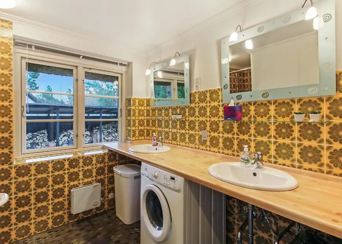 度假居 Einari - 1-2km From The Sea By Interhome *